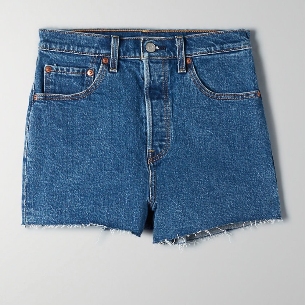 Levi’s ribcage shorts